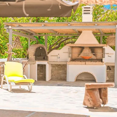 Bonzoe #2 Parikia (Paros)